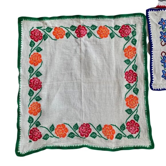 Vintage Vibrant Floral Cross Stitch Linen Trio Decor - Picture 2 of 9